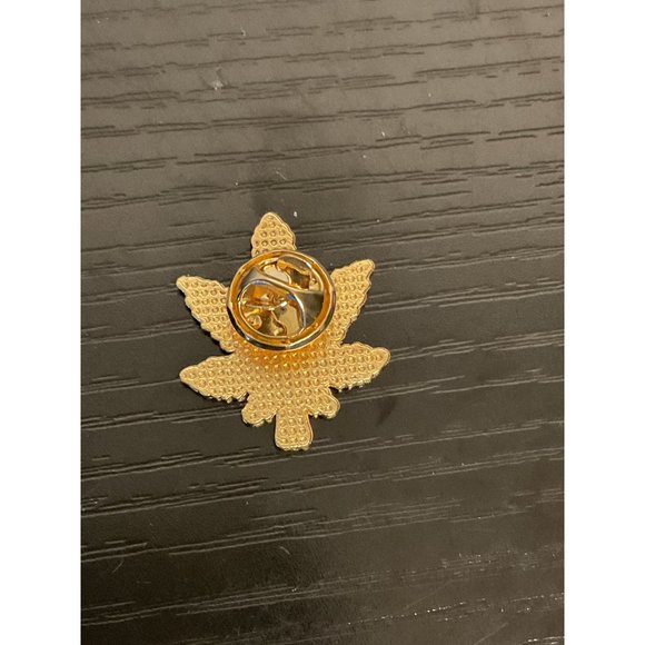 Red Leaf Enamel Pin Badge For the Herbal Lover Mary Jane - Picture 2 of 3